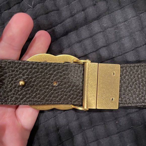 Authentic Gucci GG Marmont leather belt with shiny buckle - Picture 6 of 6